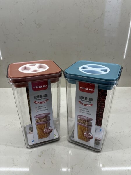 علبة بقوليات أكريلك