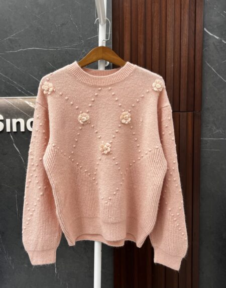 بلوزة صوف ناعم